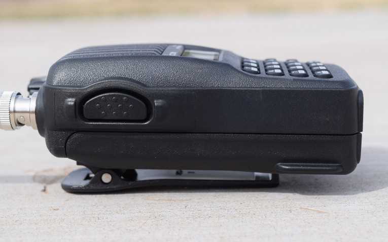 manual radio icom ic v80